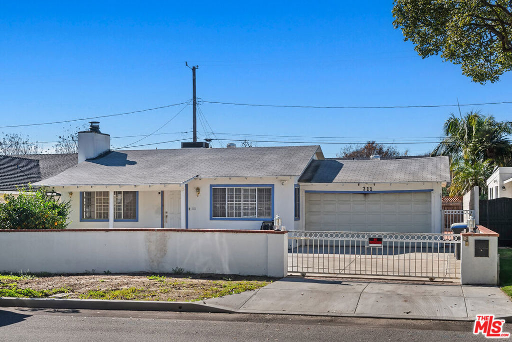 711 N Priscilla Lane