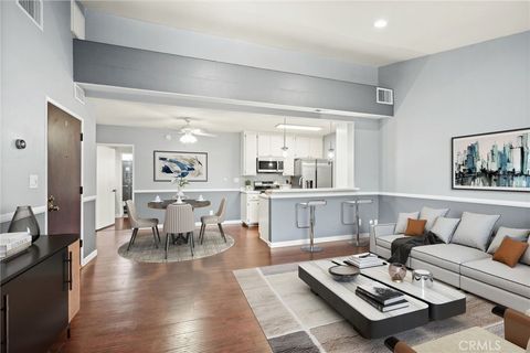 Photo of 5500 Lindley #209, Encino, CA 91316 (MLS # SR25278889)