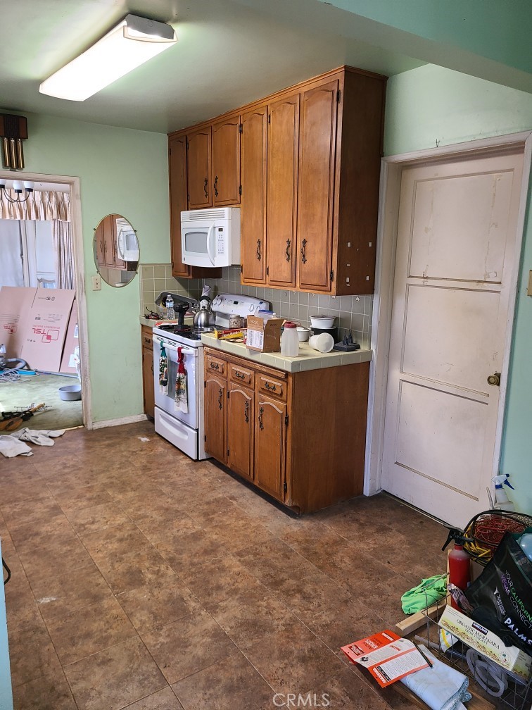 10655 Mountain View