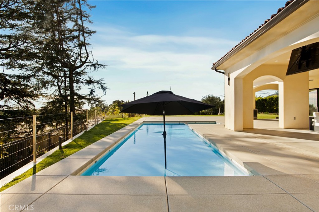 Upland, California, 91784, United States, 4 Bedrooms Bedrooms, ,6 BathroomsBathrooms,Residential,Active,2017096