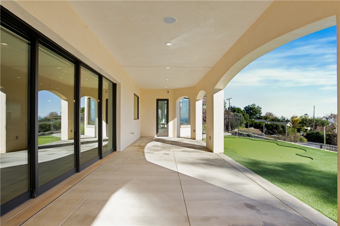 Upland, California, 91784, United States, 4 Bedrooms Bedrooms, ,6 BathroomsBathrooms,Residential,Active,2017096