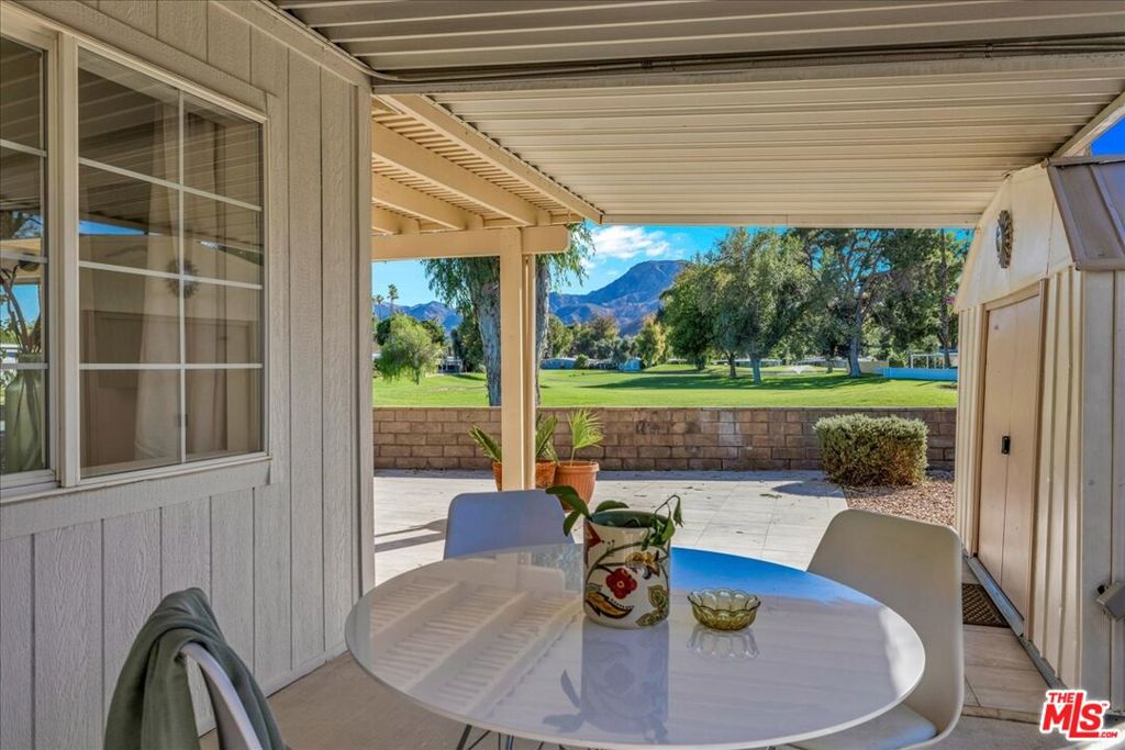 Date Palm Country Cl - Manufactured In Park