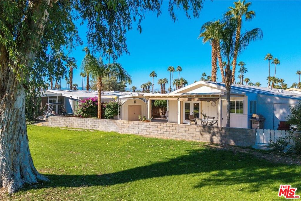 Date Palm Country Cl - Manufactured In Park