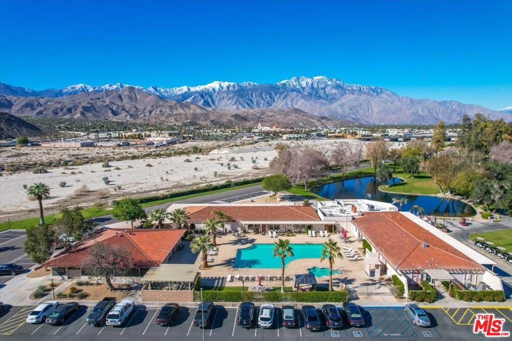 Date Palm Country Cl - Manufactured In Park