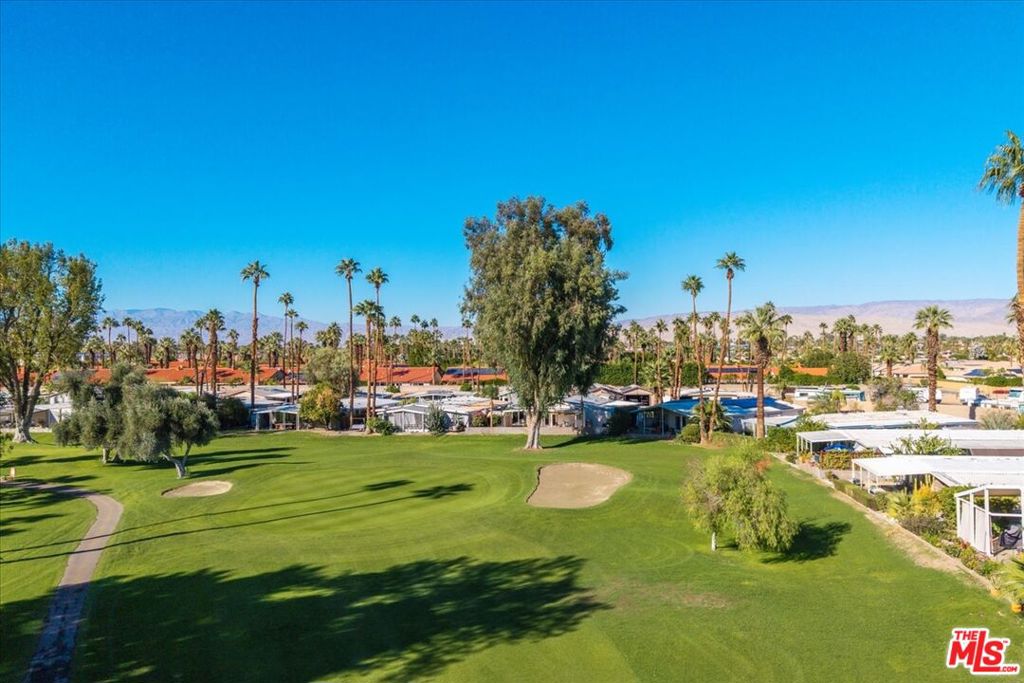 Date Palm Country Cl - Manufactured In Park