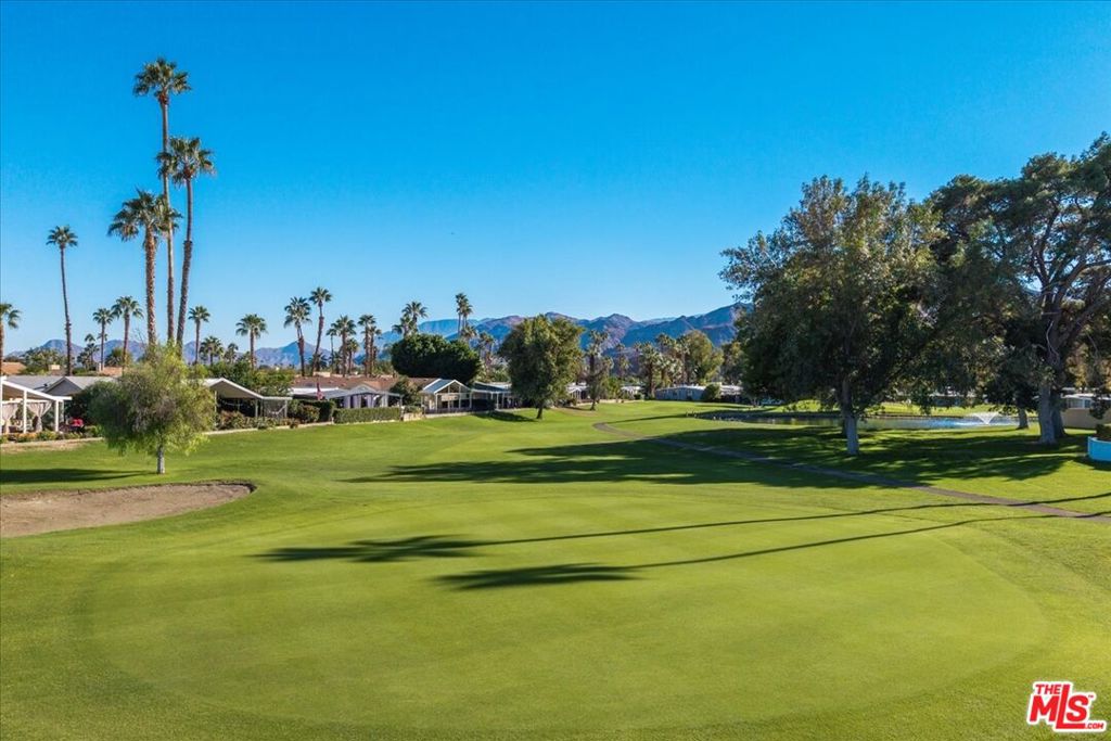 Date Palm Country Cl - Manufactured In Park