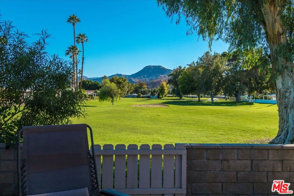 Date Palm Country Cl - Manufactured In Park