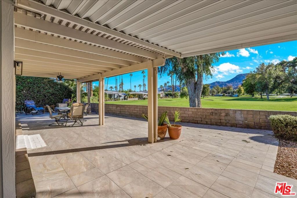 Date Palm Country Cl - Manufactured In Park