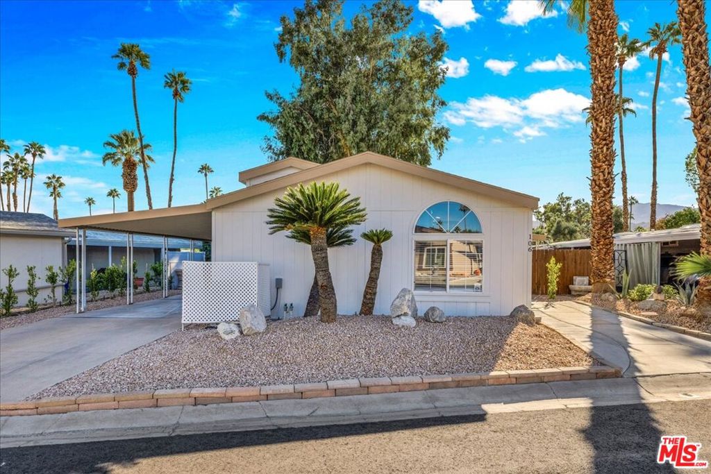 Date Palm Country Cl - Manufactured In Park