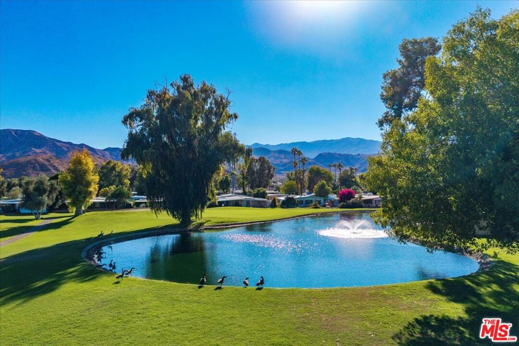 Date Palm Country Cl - Manufactured In Park