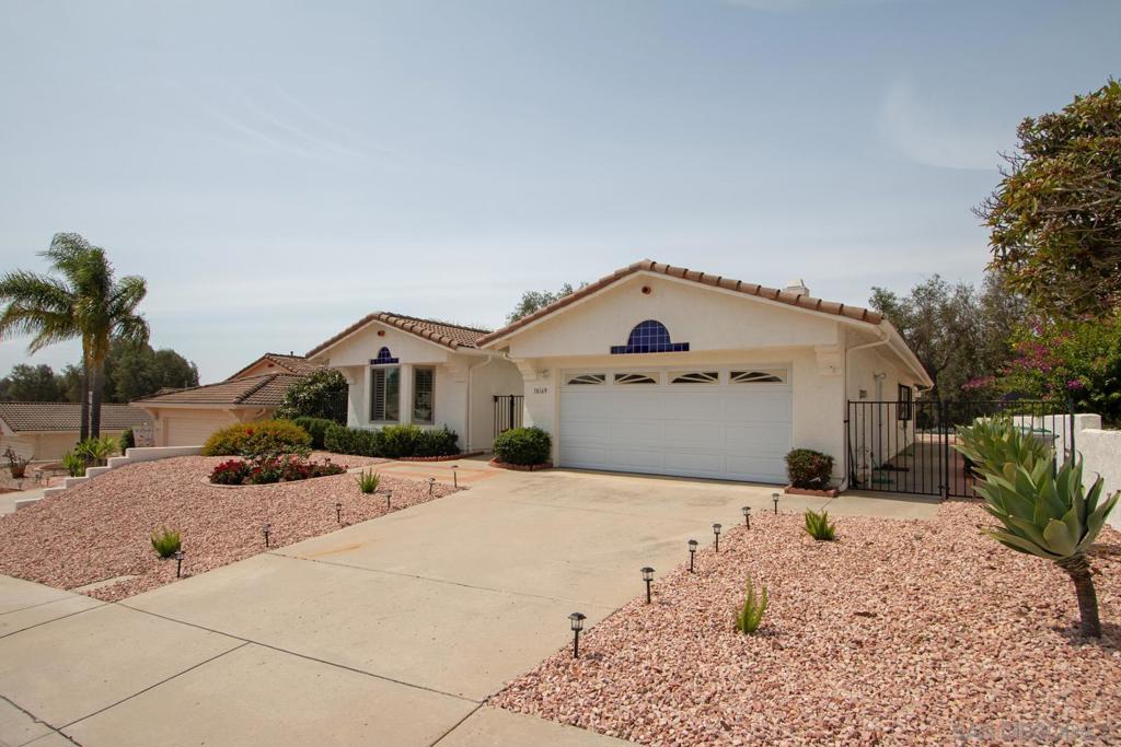 18169 Calle Estepona