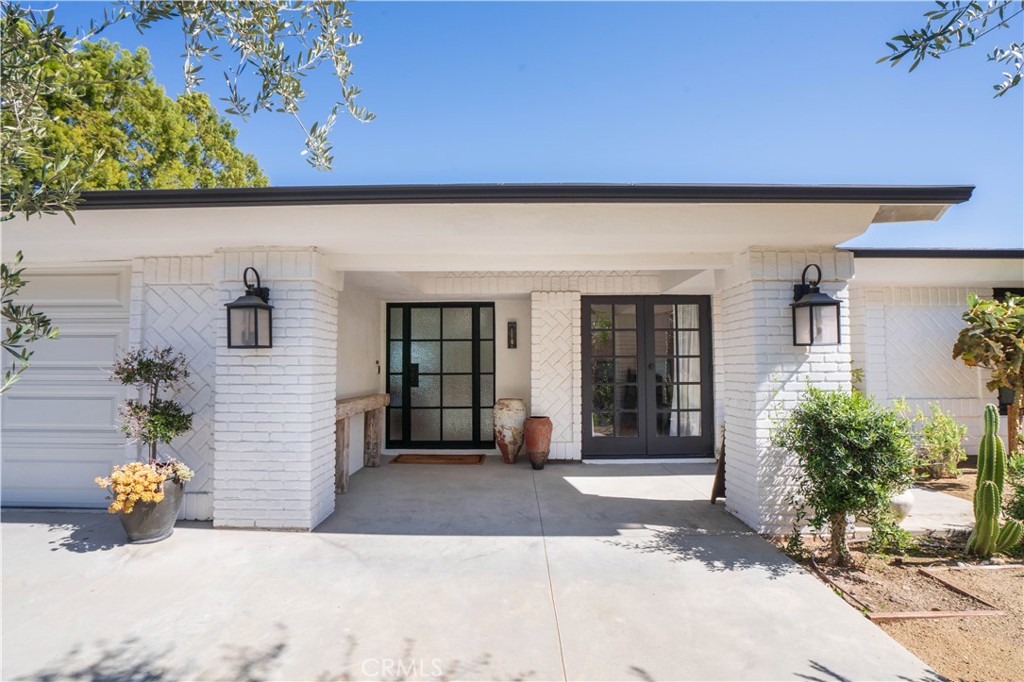 Properties 1 5910 Pat Avenue