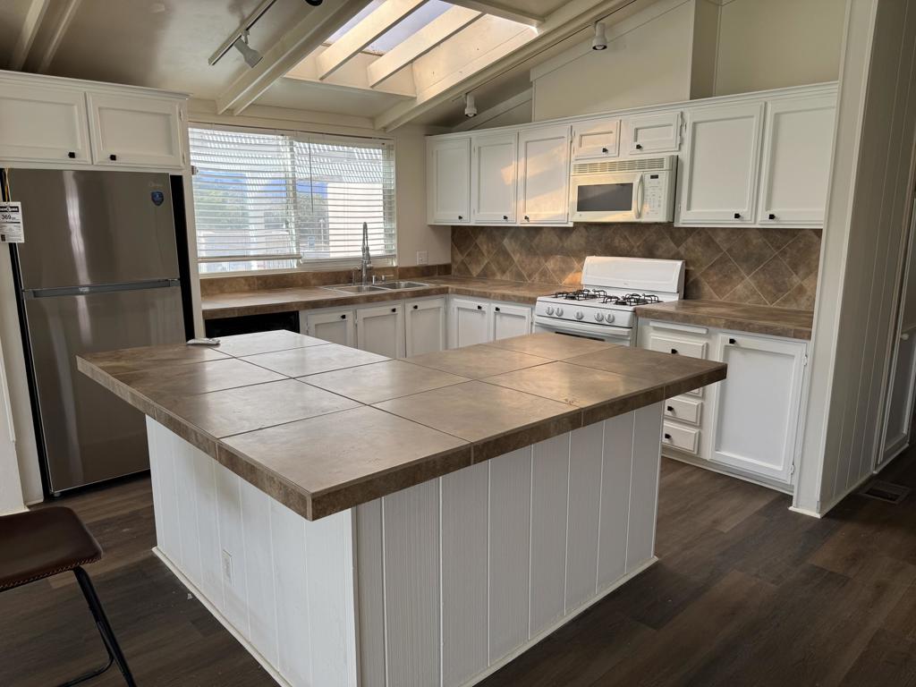 Ivey Ranch - Manufactured In Park