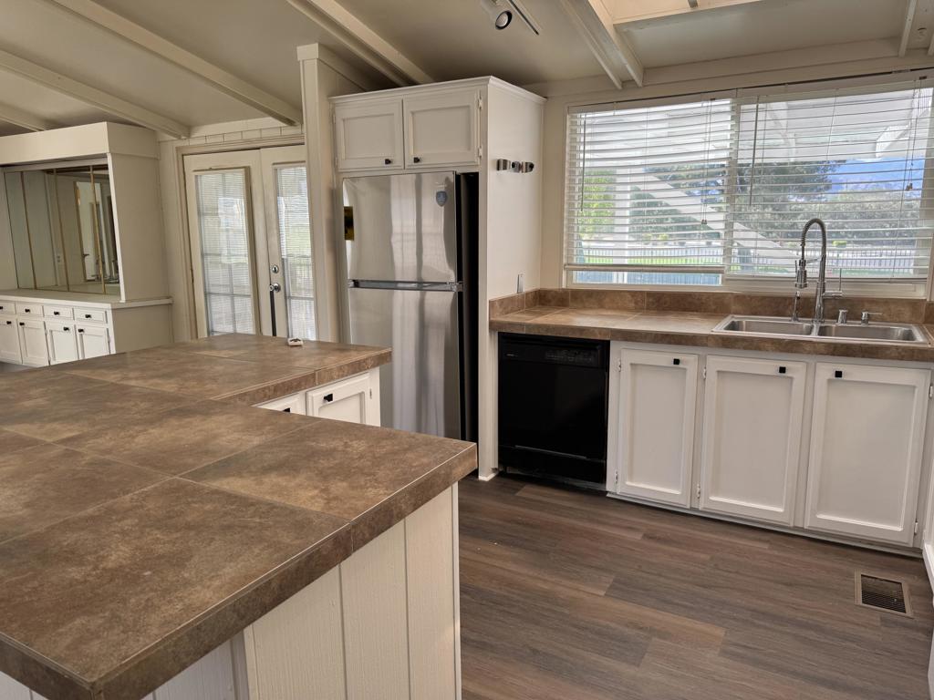 Ivey Ranch - Manufactured In Park