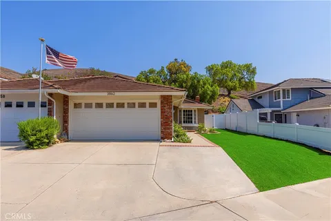 3862 Ravenswood Dr, Yorba Linda, CA 92886 - MLS#: OC25233861