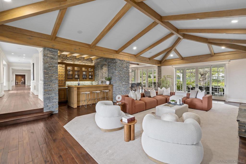 Rancho Santa Fe - Residential