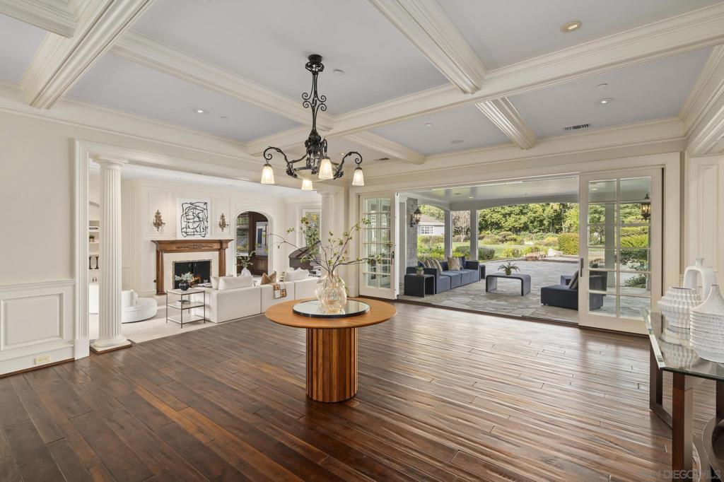 Rancho Santa Fe - Residential