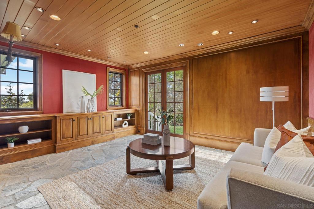 Rancho Santa Fe - Residential
