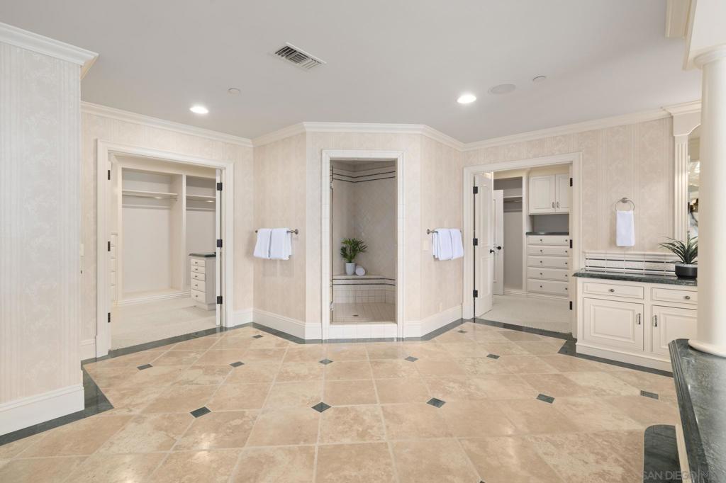 Rancho Santa Fe - Residential