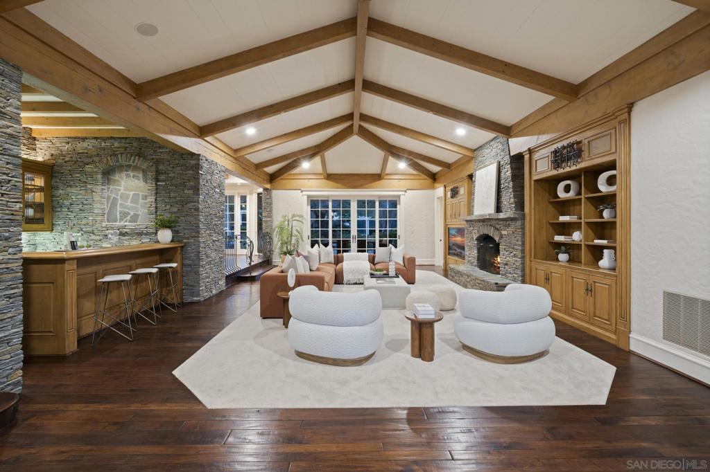 Rancho Santa Fe - Residential