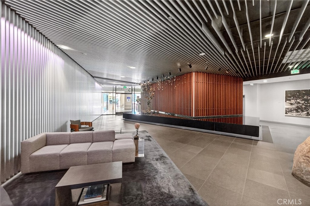 3785 Wilshire Boulevard 1006