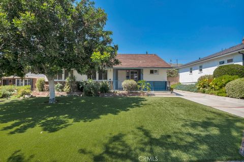 Photo of 725 Tufts Avenue, Burbank, CA 91504 (MLS # BB26072007)