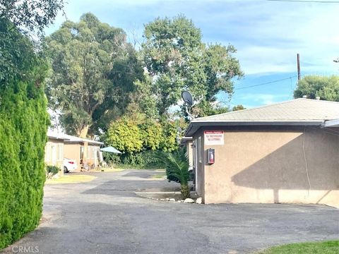 Photo of 650 N Third Avenue, Upland, CA 91786 (MLS # CV25254970)