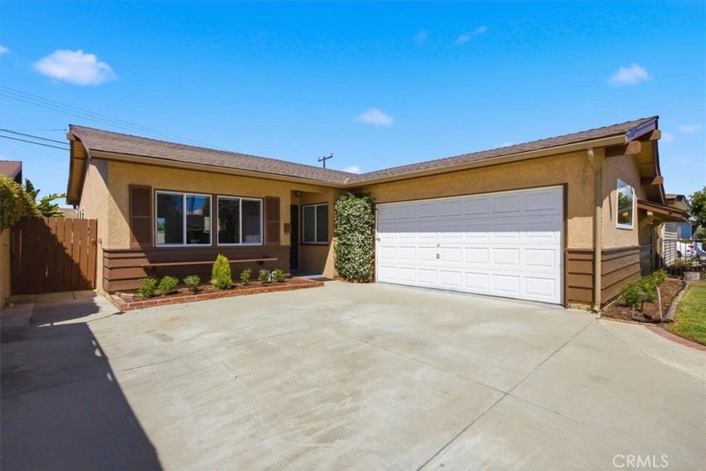 Photo of 1273 Ritner Street, Torrance, CA 90502 (MLS # SB26081801)