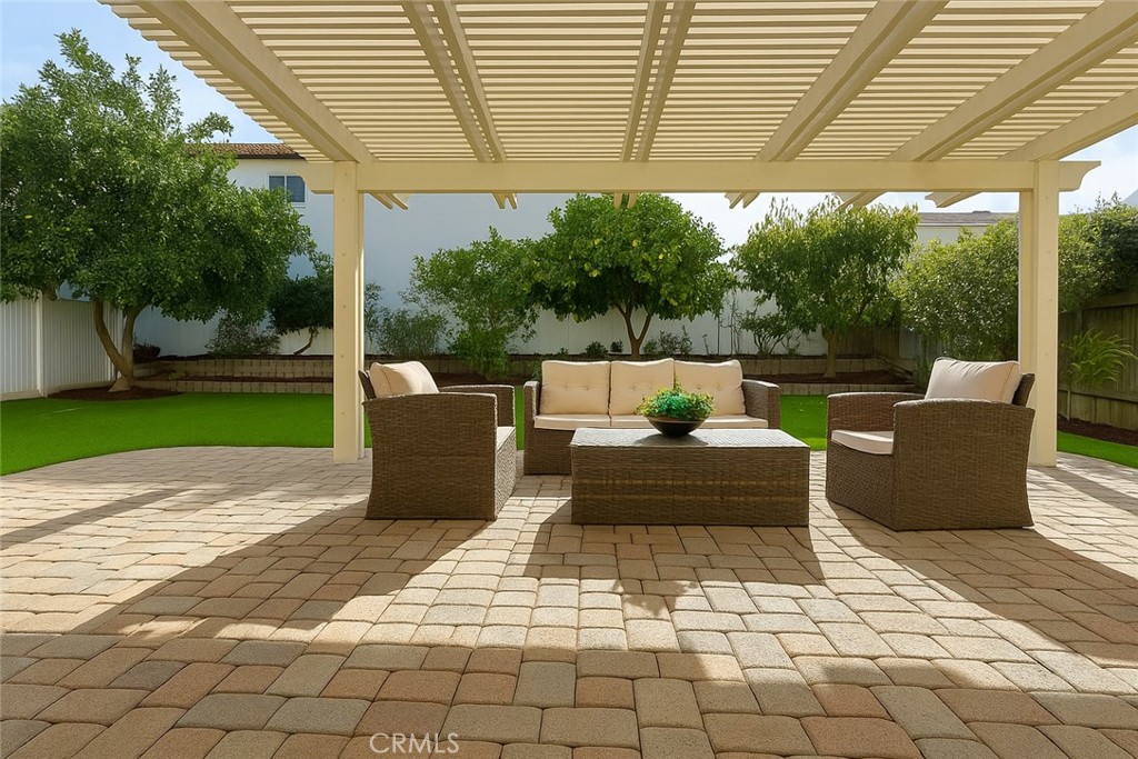 El Camino Glen (CH) - Residential