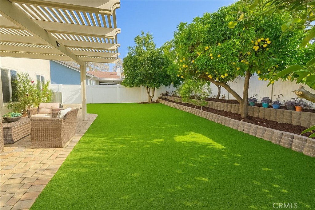 El Camino Glen (CH) - Residential