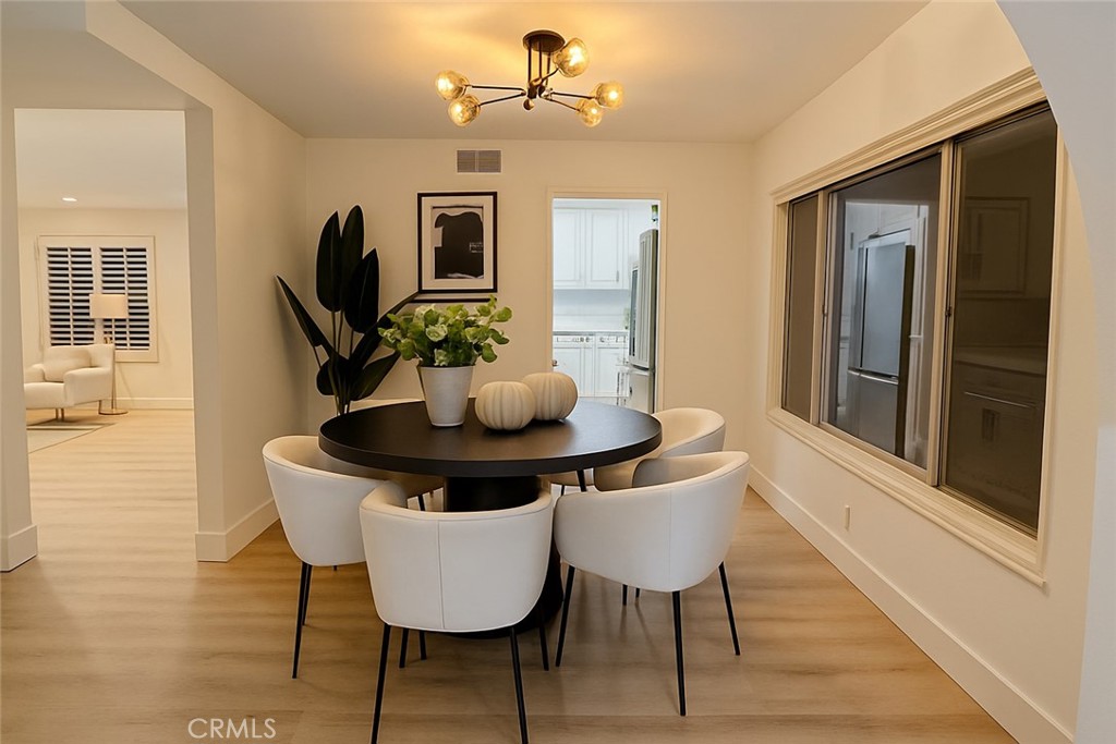 El Camino Glen (CH) - Residential