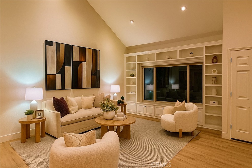 El Camino Glen (CH) - Residential