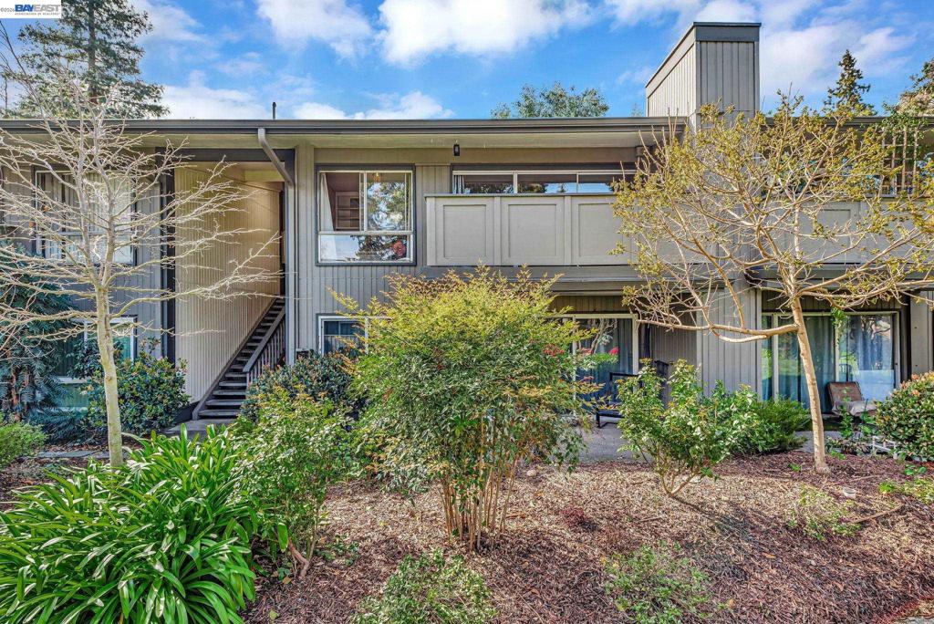 121 Buckingham Dr DR 25, Santa Clara CA 95051