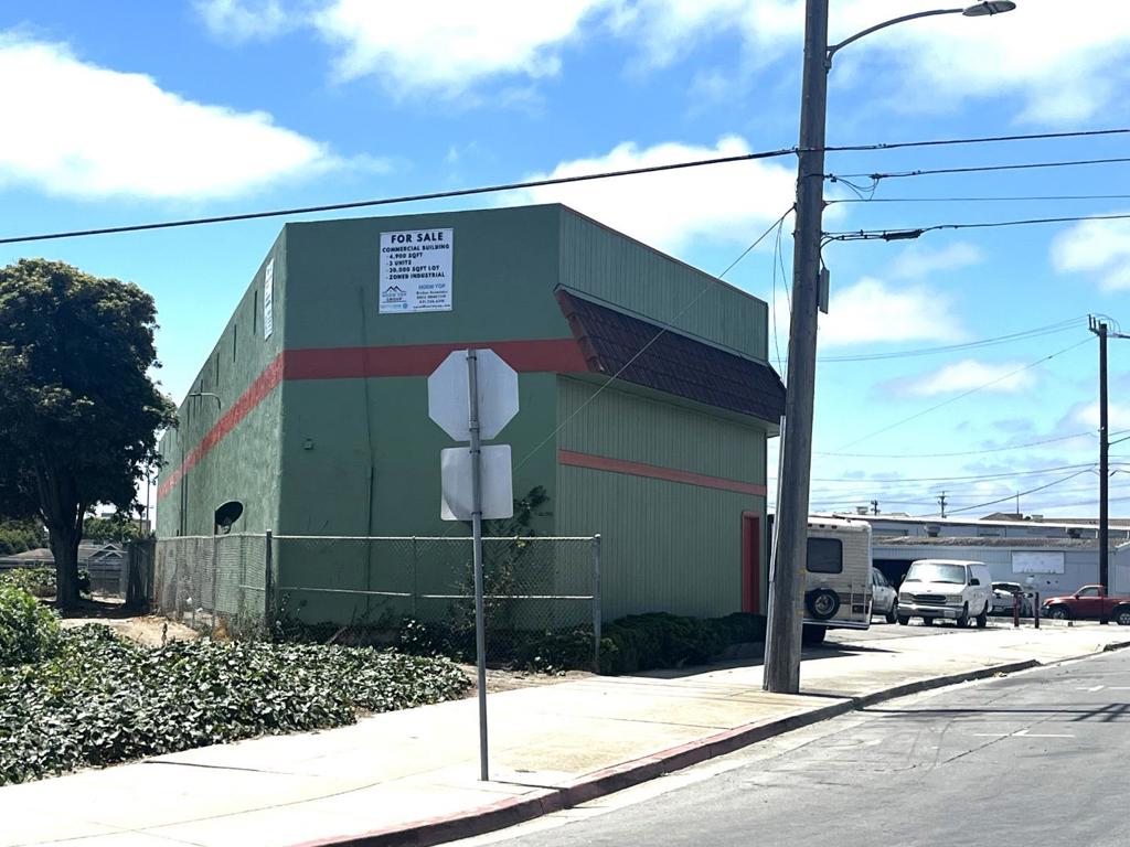 Subject property is approximately 4900 square feet, single story industrial building on a 30,000 square foot lot/ Built in 1983 Current zoning MAF- MI under the upcoming General Plan allows many different uses. It has been an automotive/upholstery/storage since built. 3 separate units. Each has its own bathroom Highly visible location-close to Highway 101, Natividad Road, or North Main Street
