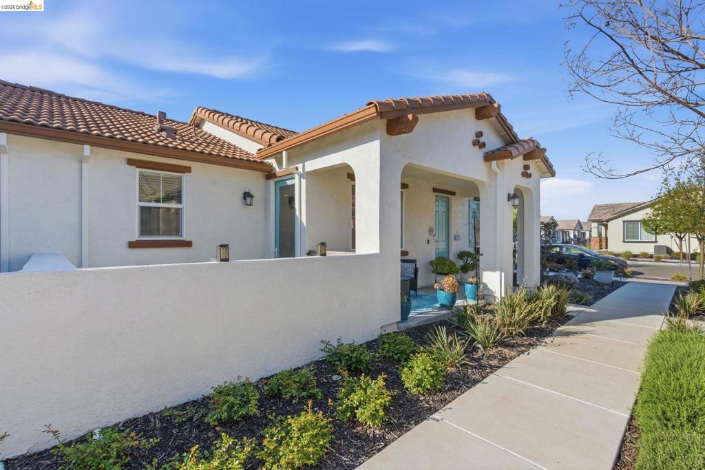 2318 Rustic Oak Ln