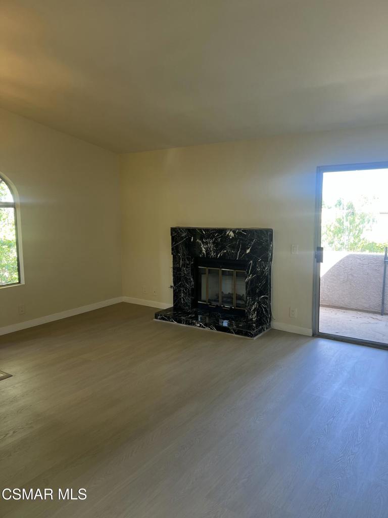 Properties 1 23201 Sherman Way F