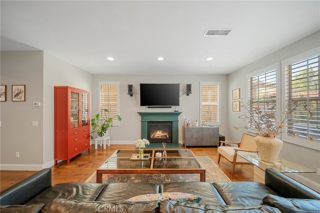132 Carrotwood