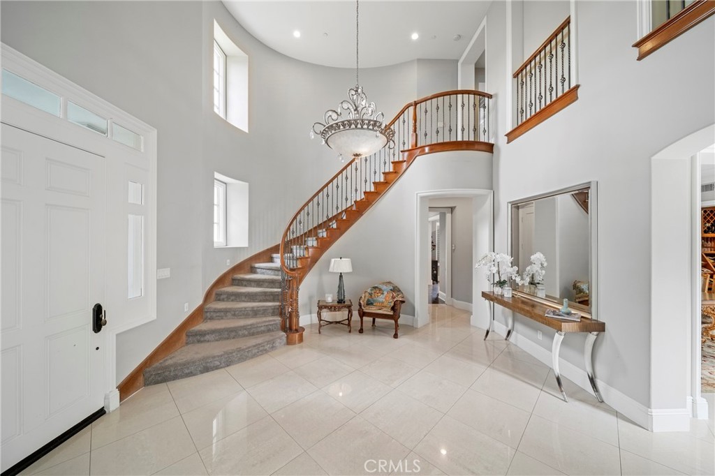 Properties 3 728 Carriage House Drive