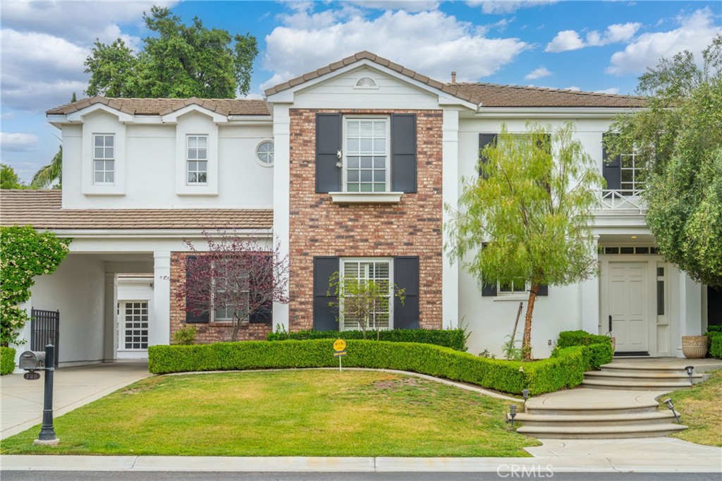 Properties 2 728 Carriage House Drive