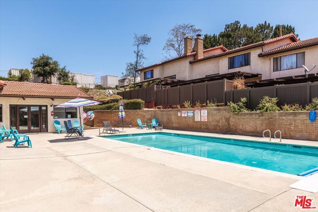 Creekridge Villas - Residential