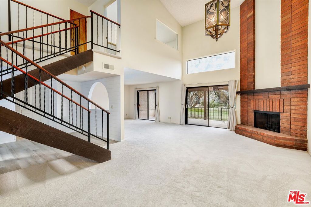 Creekridge Villas - Residential