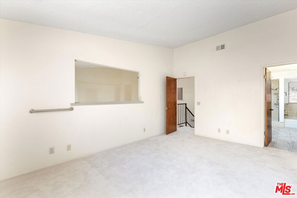 Creekridge Villas - Residential