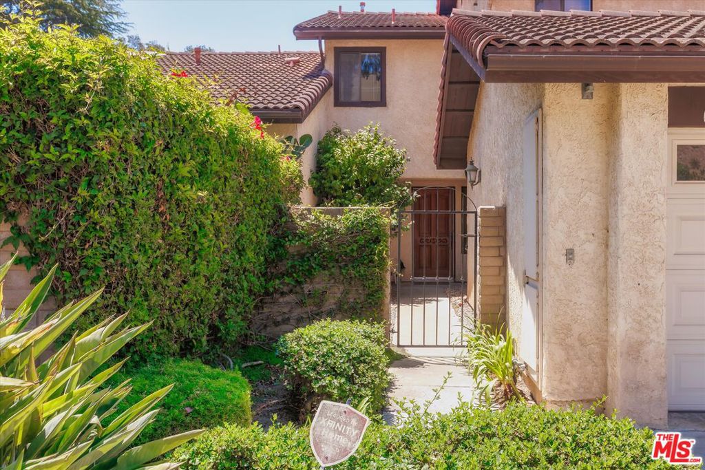 Creekridge Villas - Residential