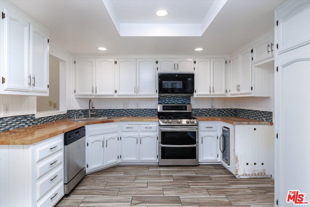 Creekridge Villas - Residential