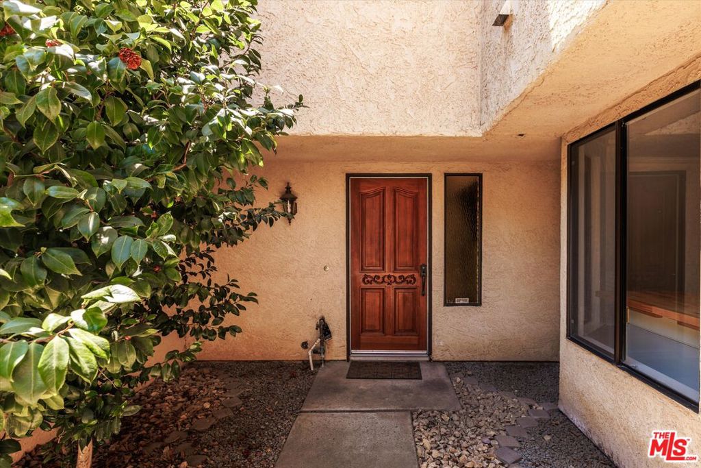 Creekridge Villas - Residential