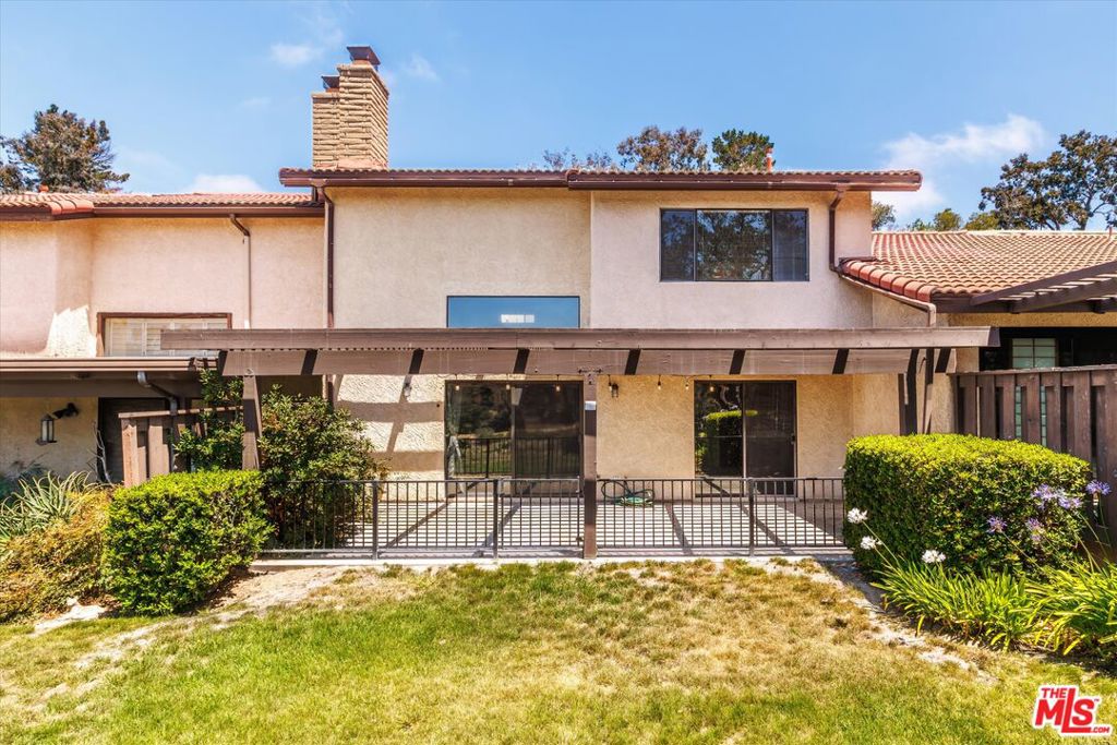 Creekridge Villas - Residential