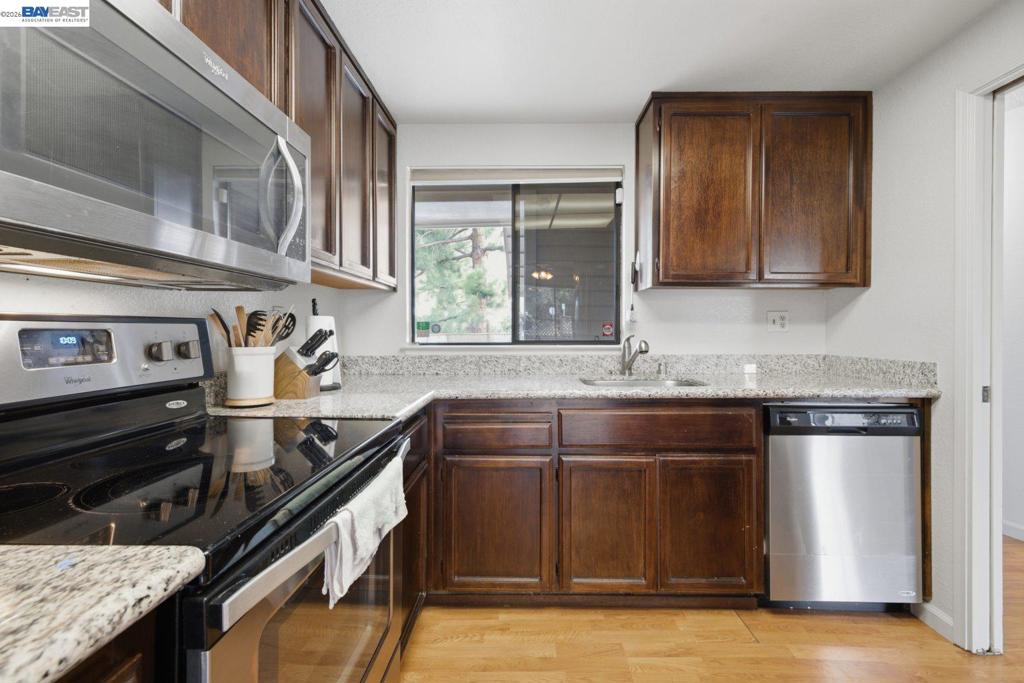 1701 Calais Ct