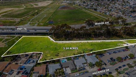 Hacienda Dr Oceanside CA 92058