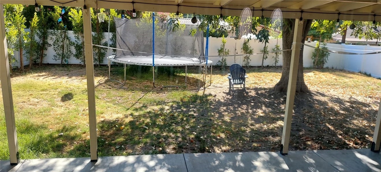 4737 Don Pio DR, Woodland Hills CA 91364
