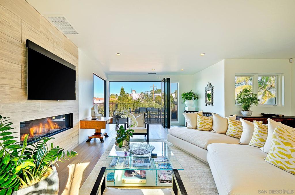 La Jolla - Residential Lease